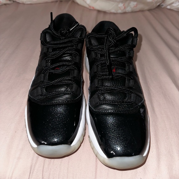 2022 Air Jordan 11 Retro Low '72-10' - Picture 2 of 4